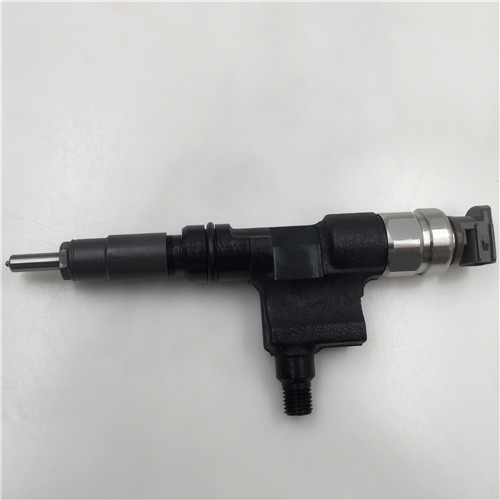 Cheap price common rail nozzle DLLA137P1577 -
 Genuine Common Rail Fuel Injector 095000-6521  -Chengui