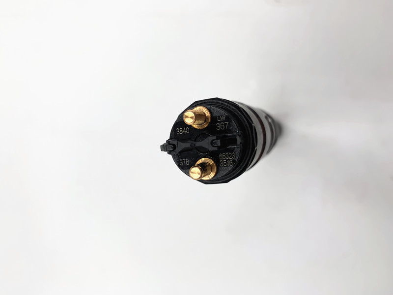 Renewable Design for fuel oil injector part -
Diesel Engine Common Rail Fuel Injector 0445120367 -Chengui detail pictures