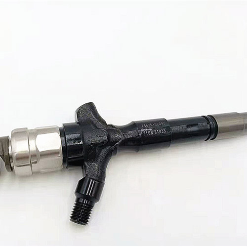 DENSO Common Rail Injector  23670-0L090