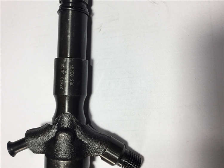 OEM\/ODM Manufacturer fuel pump 612601080612 -
common rail auto engine parts denso injector 23670-30420 -Chengui detail pictures