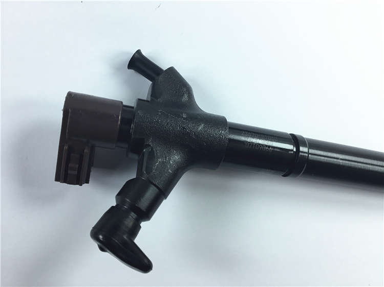 Wholesale injector 095000-5800 -
Injector common rail fuel injector 23670-51060 -Chengui detail pictures