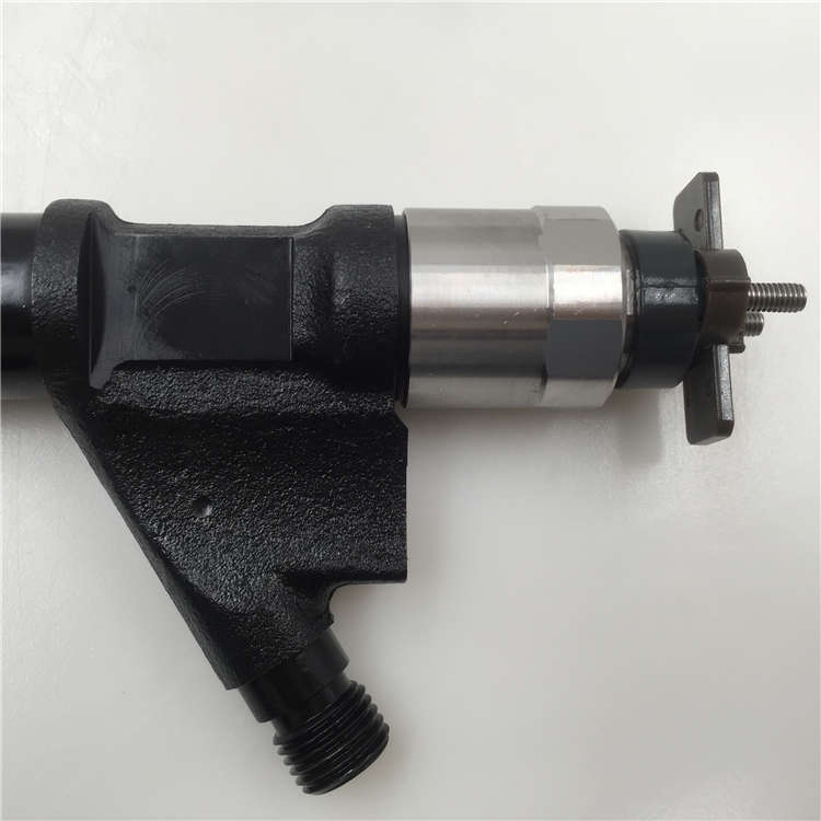 2020 New Style fuel injector nozzle G3S33 -
High quality hot sale Diesel auto engine assembly fuel injector 095000-8011 -Chengui detail pictures