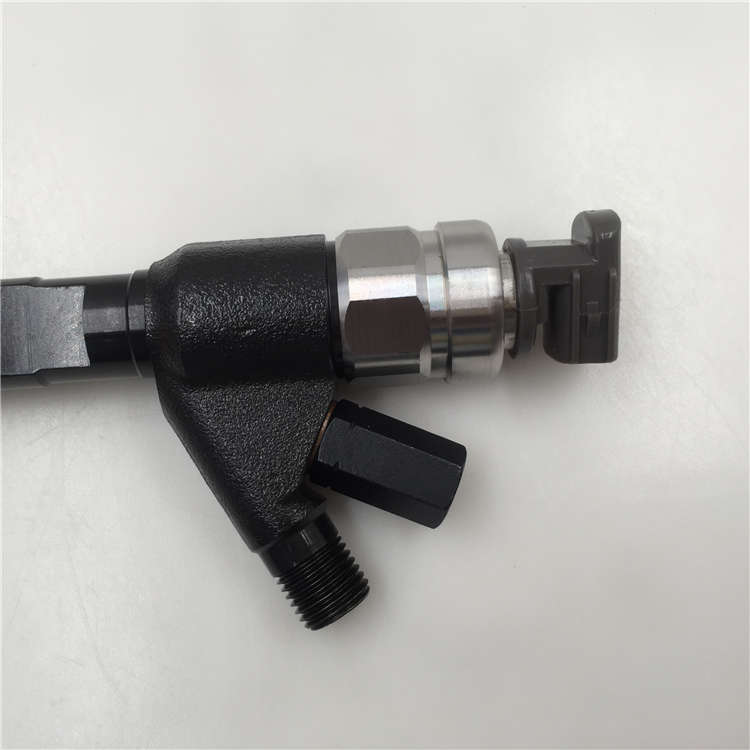 Hot-selling plunger/ element -
Genuine Parts Common Rail Injector 095000-6790 -Chengui detail pictures