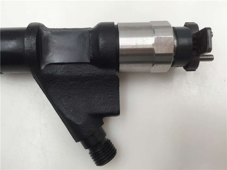 Cheapest Factory control valve assembly 621c -
Truck assembly diesel injector parts 095000-6700 -Chengui detail pictures