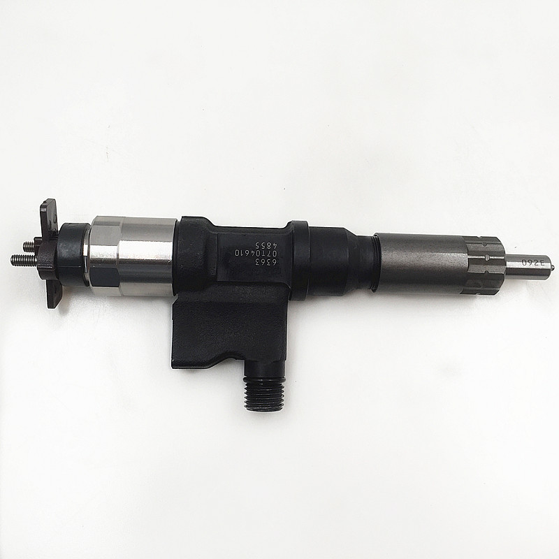 8 Years Exporter Common rail injection 0445120329 -
High quality Common Rail Diesel Fuel Injector 095000-6363 -Chengui detail pictures