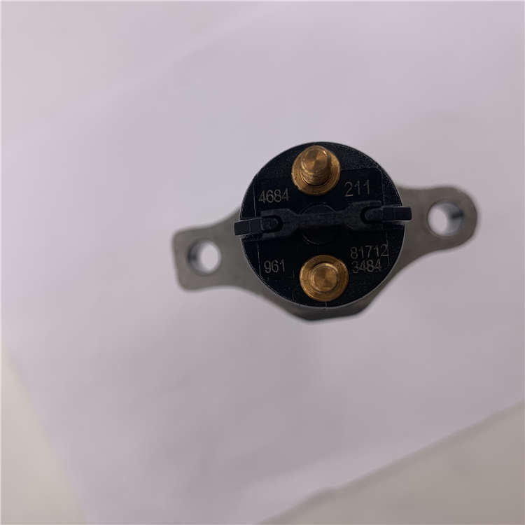 Wholesale 16600-EB30E -
High quality Common Rail Diesel Fuel pump injector 0445120211 -Chengui detail pictures