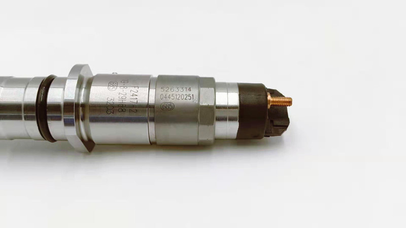 ODM Factory fuel pump VG1560080022 -
Diesel Generator Engine Spare Parts 0445120251 fuel injector -Chengui detail pictures