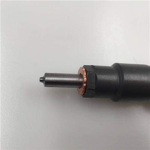 Factory Supply common rail nozzle CP1425432975 -
Original Common Rail Diesel Fuel Injector 0445120068 -Chengui detail pictures