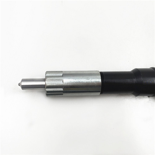 Low price for Common rail nozzle DLLA145P870 -
Diesel Fuel Injector 095000-6070 with High Performance -Chengui detail pictures