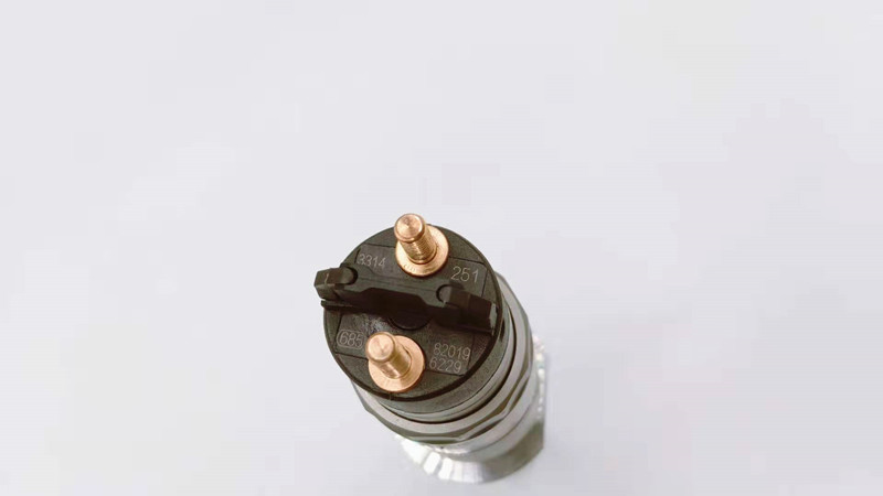 ODM Factory fuel pump VG1560080022 -
Diesel Generator Engine Spare Parts 0445120251 fuel injector -Chengui detail pictures