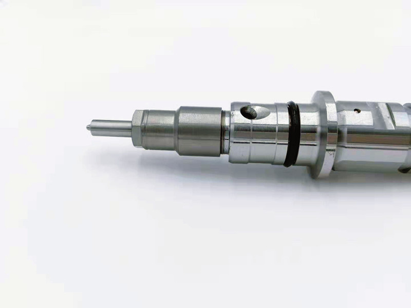Renewable Design for fuel oil injector part -
Diesel Engine Common Rail Fuel Injector 0445120367 -Chengui detail pictures