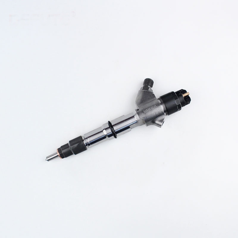 China Gold Supplier for fuel injector nozzle DLLA150P263 -
GENUINE AND BRAND NEW COMMON RAIL FUEL INJECTOR 0445120150 -Chengui detail pictures
