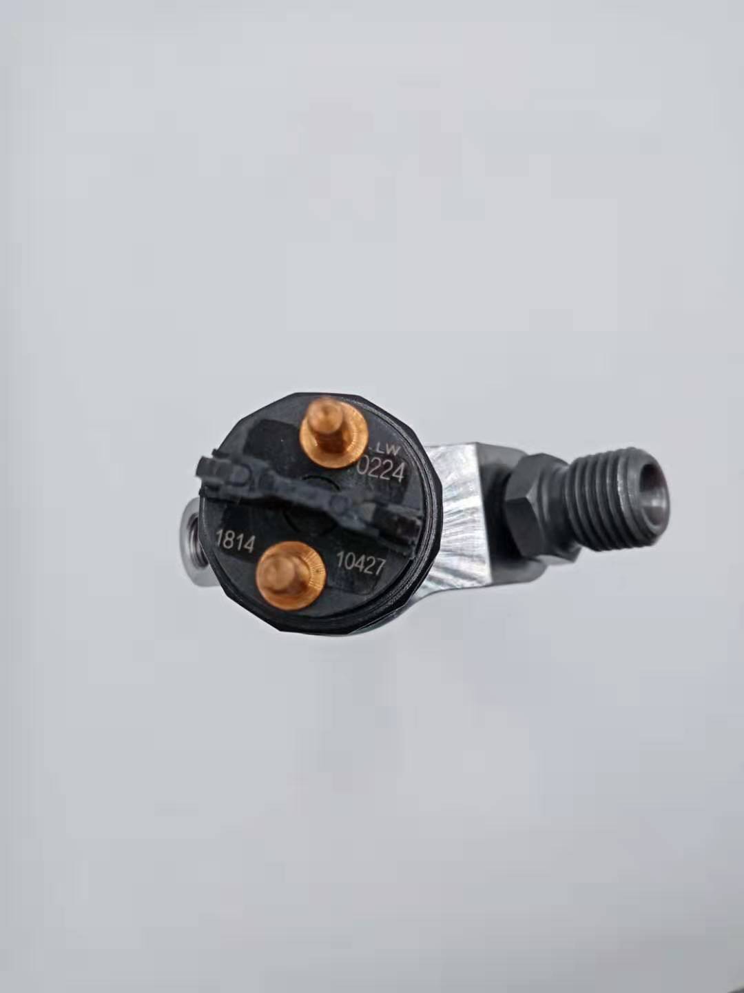 OEM China fuel injector nozzle DLLA155P135 -
diesel common rail injector 0445120224 for good quality -Chengui detail pictures