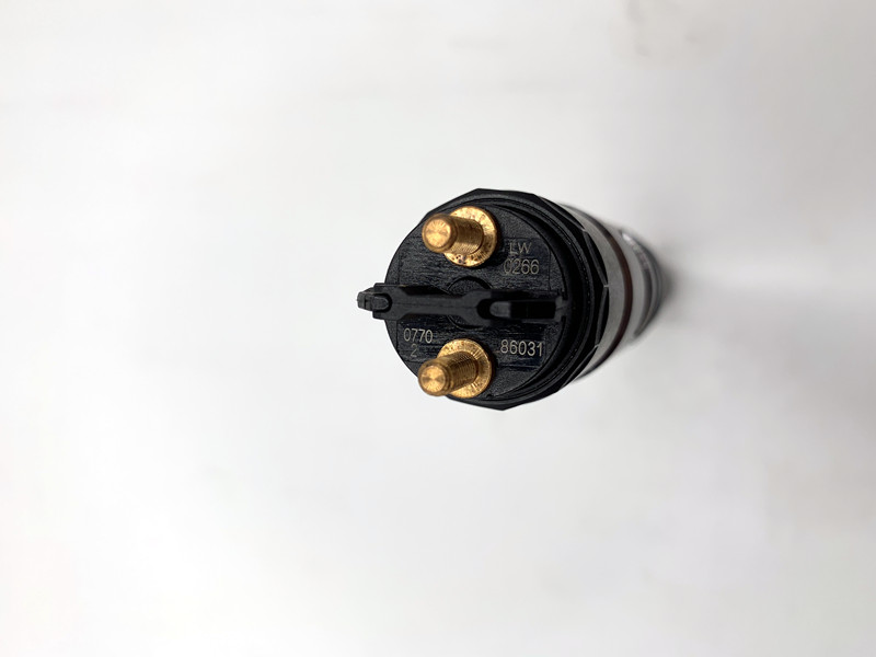 Price Sheet for control rail valve -
OEM quality diesel engine common rail injector 0445120266 -Chengui detail pictures