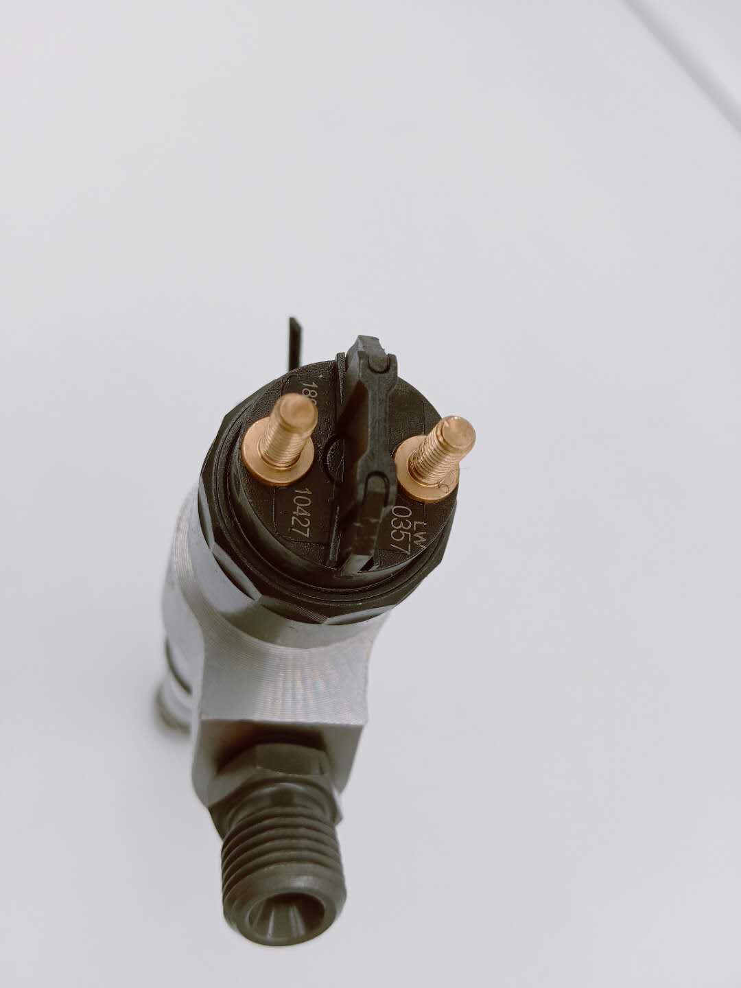 2020 High quality fuel engine spare part -
Genuine Original Diesel Common Rail Fuel Injector 0445120357 -Chengui detail pictures