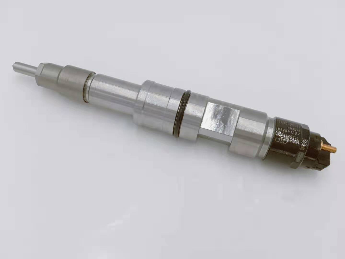 China wholesale Hiace Hilux 1KD D4D injector -
Original and Genuine Common Rail injector 0445120391 -Chengui detail pictures