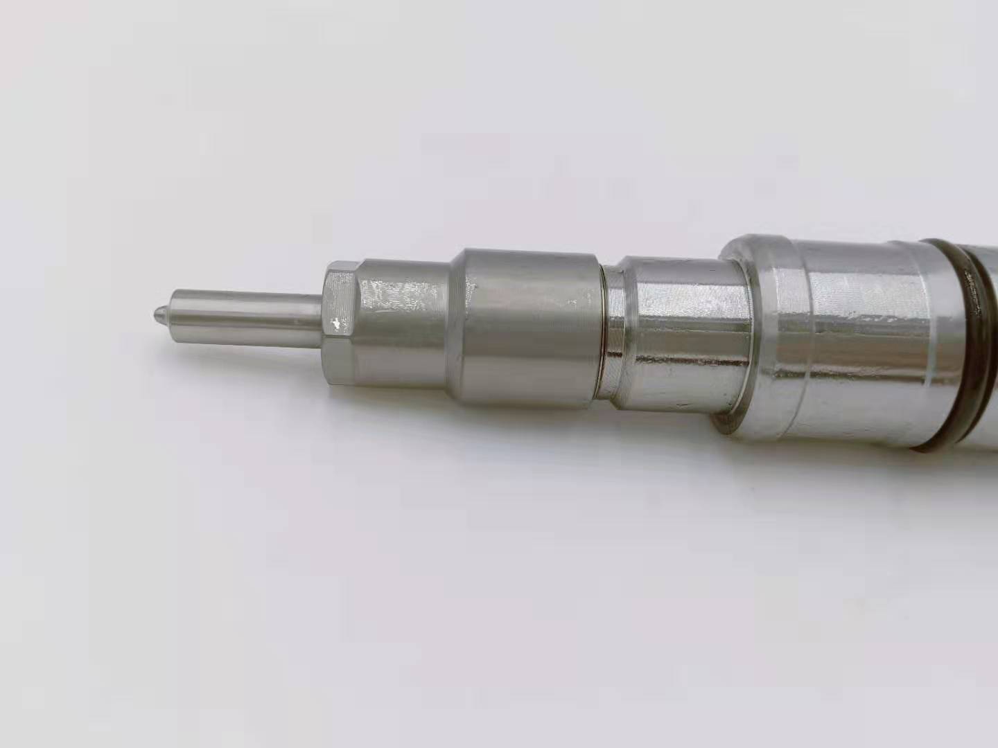 Hot sale Factory Common rail injection 0445110417/416 -
Fuel Injector In Stock Common Rail Injector 0445120333 -Chengui detail pictures