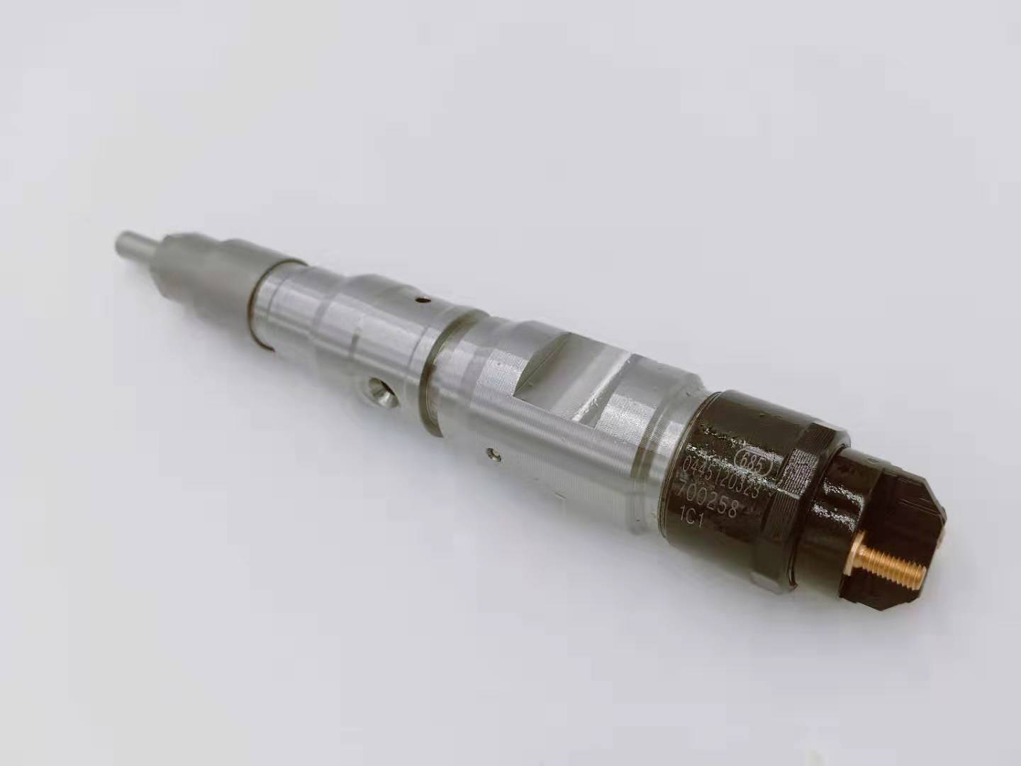 Professional Design high pressure oil pump -
High Quality Diesel Common Rail Disesl Injector 0445120323 -Chengui detail pictures
