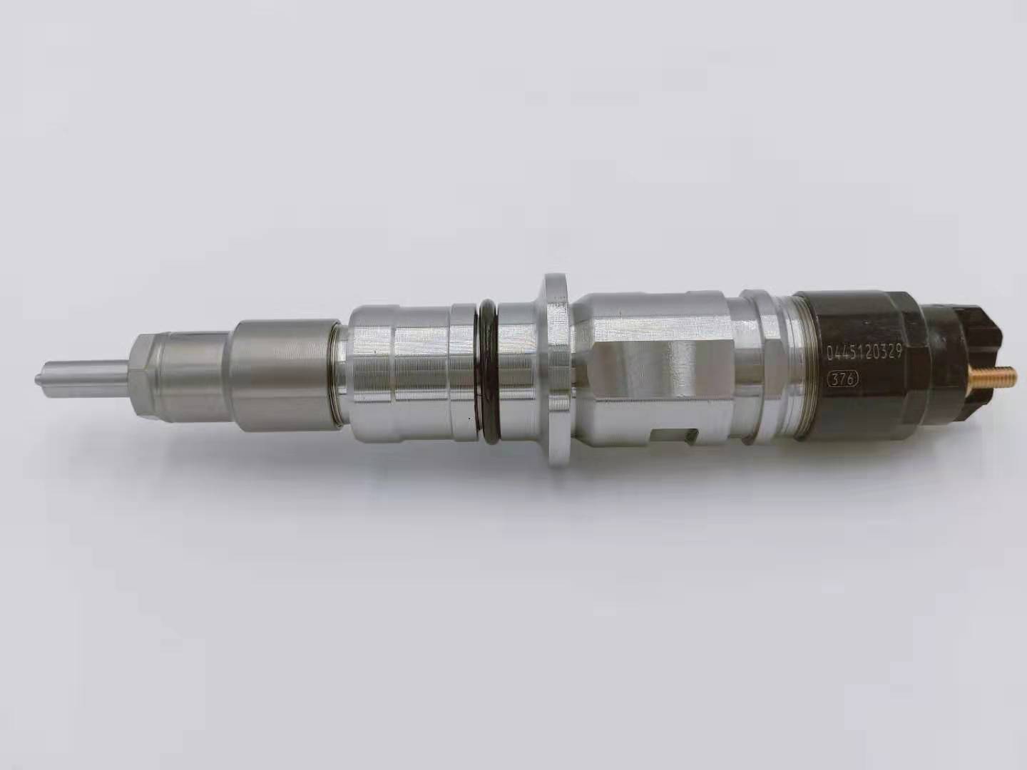 Factory Price Nozzle DLLA152P2344 Valve F00RJ01692 -
High quality Genuine diesel injector engine fuel injector 0445120329 -Chengui detail pictures