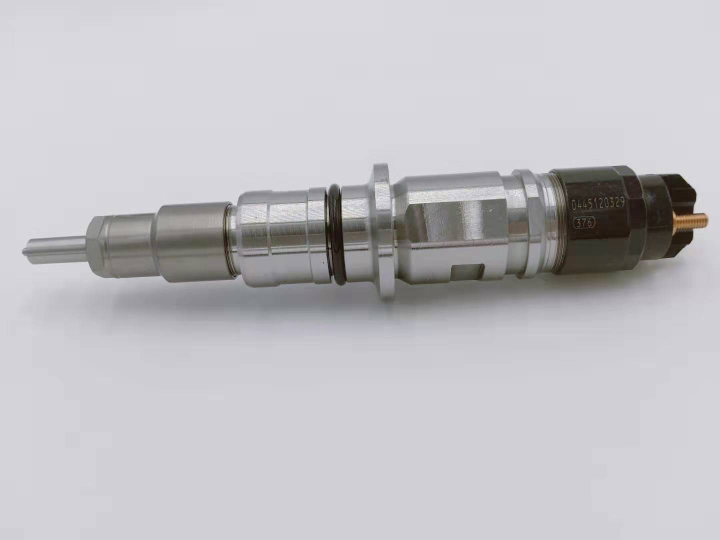 Factory Price Nozzle DLLA152P2344 Valve F00RJ01692 -
High quality Genuine diesel injector engine fuel injector 0445120329 -Chengui detail pictures
