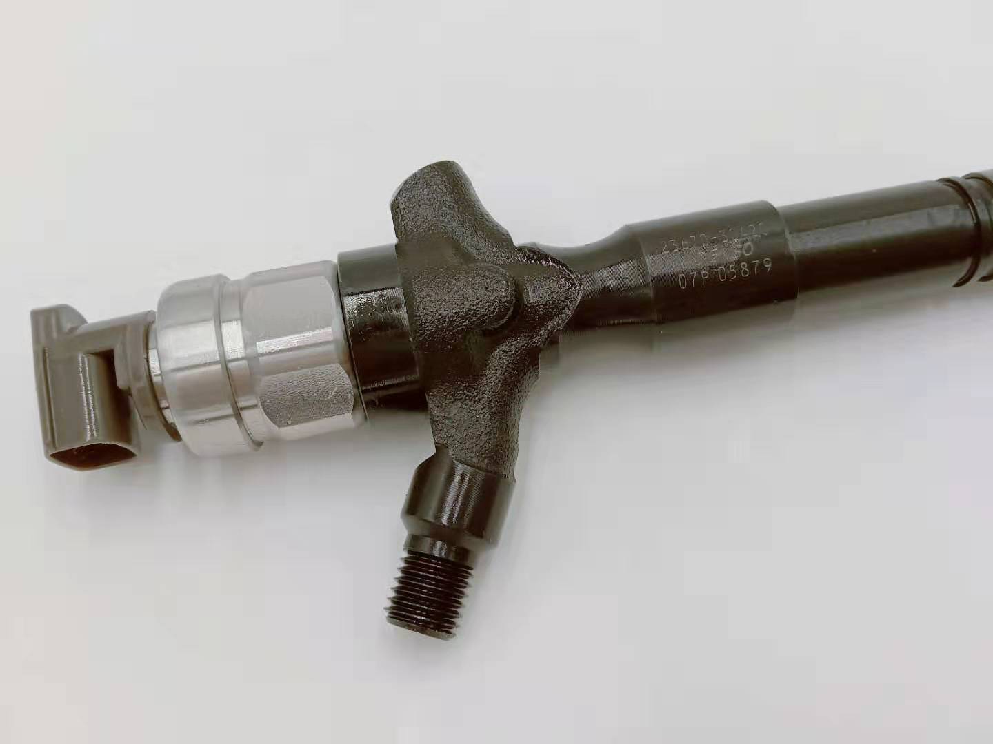 OEM\/ODM Manufacturer fuel pump 612601080612 -
common rail auto engine parts denso injector 23670-30420 -Chengui detail pictures