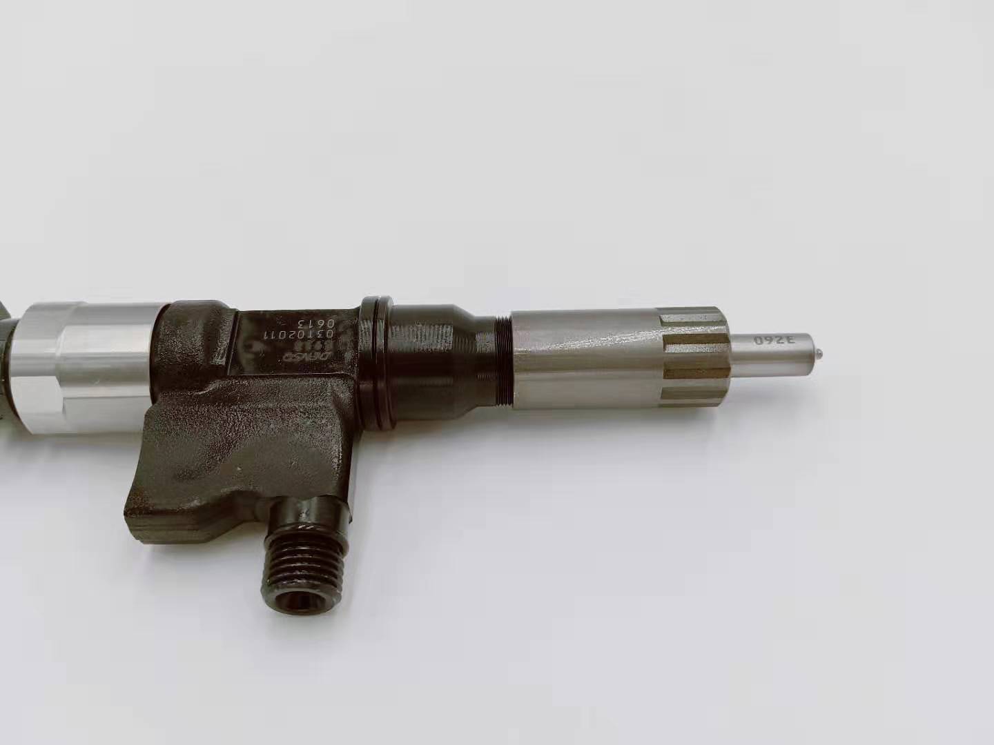 Factory made hot-sale Injector repair kit F00RJ03284 -
Fuel engine parts common rail injector 095000-8933 -Chengui detail pictures