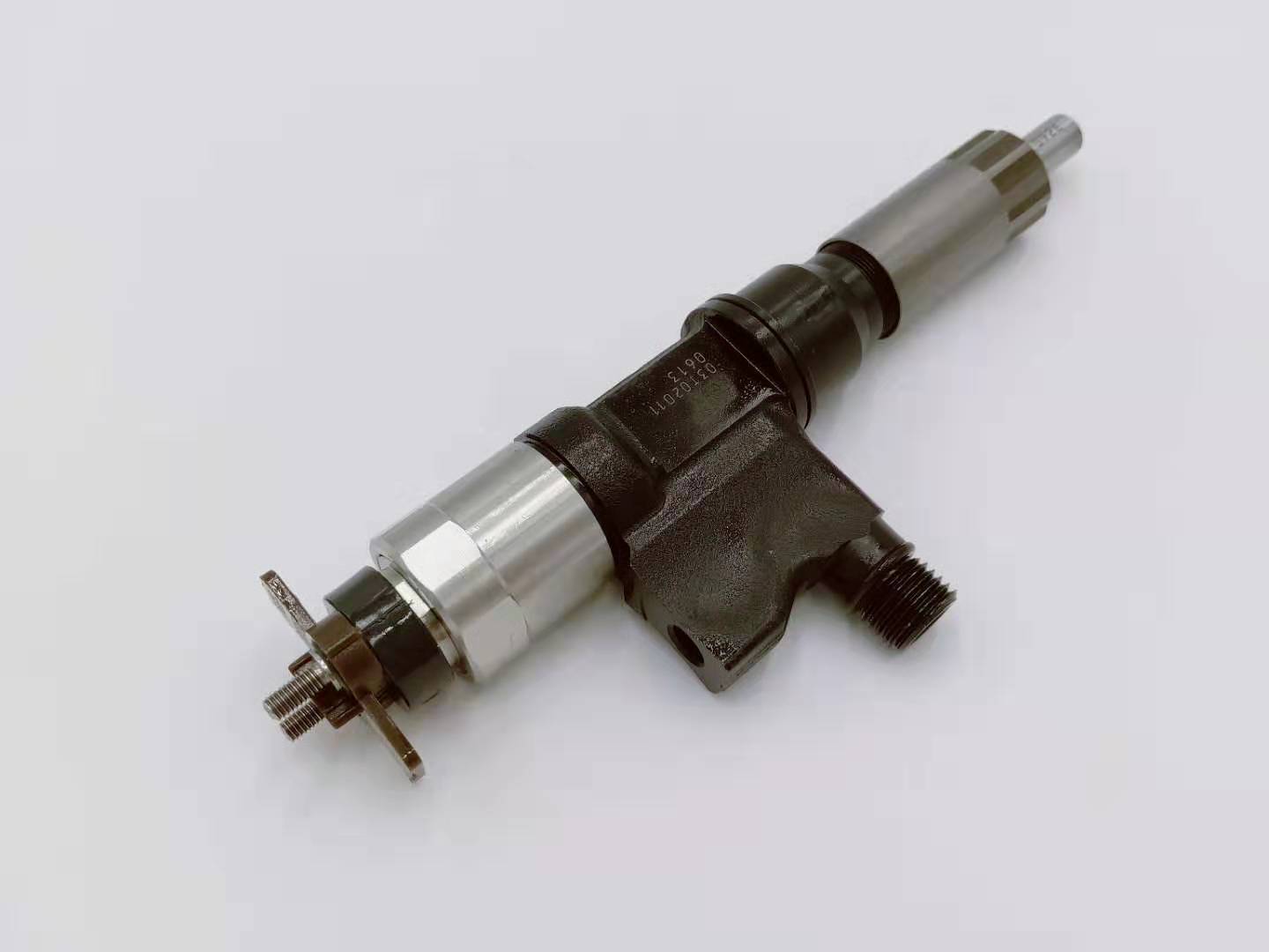 Factory made hot-sale Injector repair kit F00RJ03284 -
Fuel engine parts common rail injector 095000-8933 -Chengui detail pictures