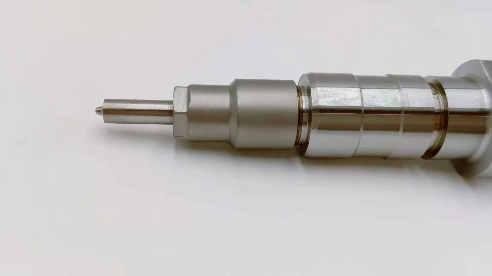 Factory For diesel injection pump price -
Original New genuine Common rail injector 0445120304 For Sale Cummins -Chengui detail pictures
