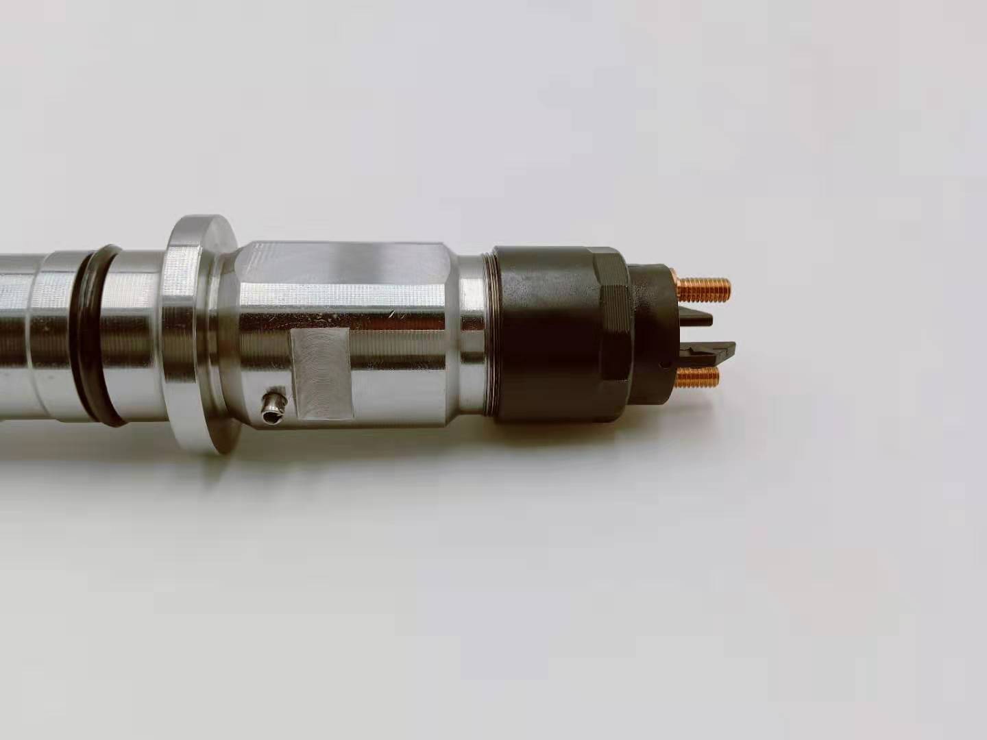 Rapid Delivery for fuel injector 0445110710 -
common rail injector 0445120289 fuel diesel engine injector for Cummins -Chengui detail pictures