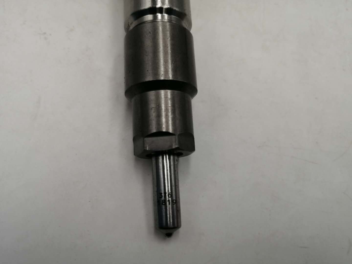 Low MOQ for construction machinery C-A-T -
Factory Directly Supply High Quality Common Rail Injector 0445120170 -Chengui detail pictures