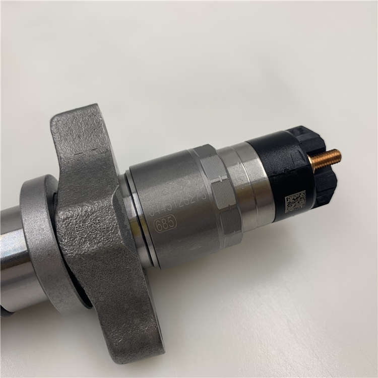 Professional Factory for P type nozzle DLLA152P339 -
Original new diesel engine spare part fuel injector 0445120273 -Chengui detail pictures