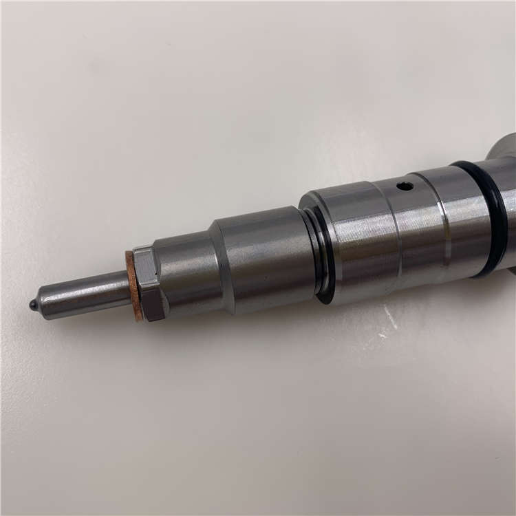 Top Grade 4JA1 6BG1 6BD1 4SA1 engine parts nozzle -
Diesel Engine Parts Fuel injector 0445120037 -Chengui detail pictures