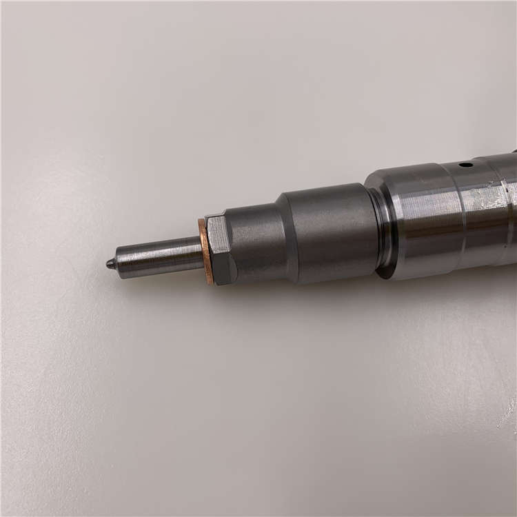High definition P type nozzle DSLA154P1360 -
Diesel Fuel Injection Parts Common Rail Injector 0445120272 -Chengui detail pictures