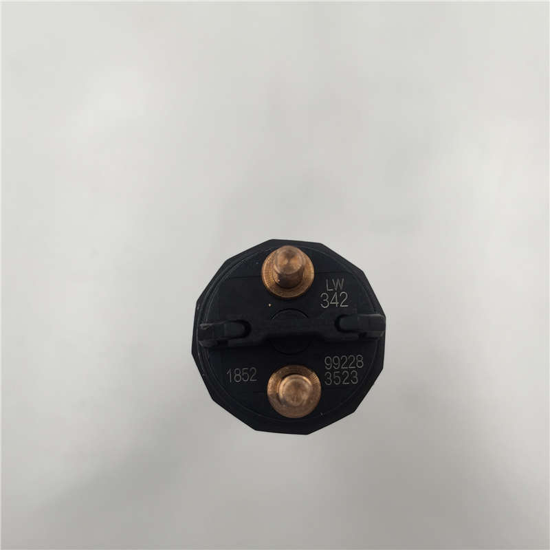 Hot-selling common rail injector 0445110512 -
High quality common rail diesel fuel Injector 0445120342 -Chengui detail pictures