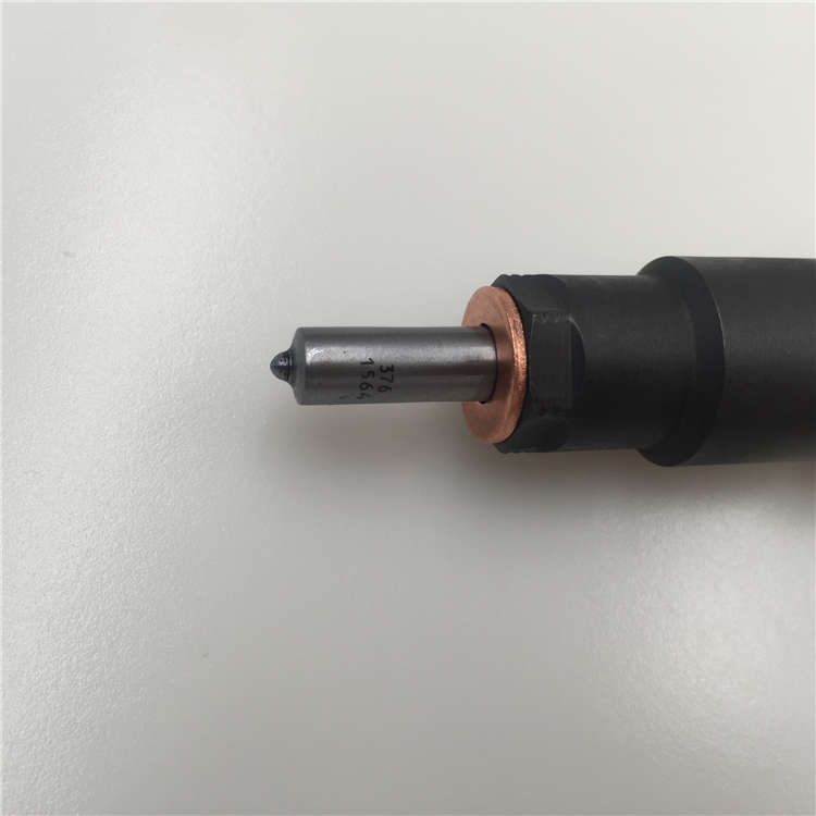 Factory source Hiace Hilux 2KD injector 295050-0540 -
Genuine Original New Injector 0445120064 Common Rail Fuel Injector -Chengui detail pictures