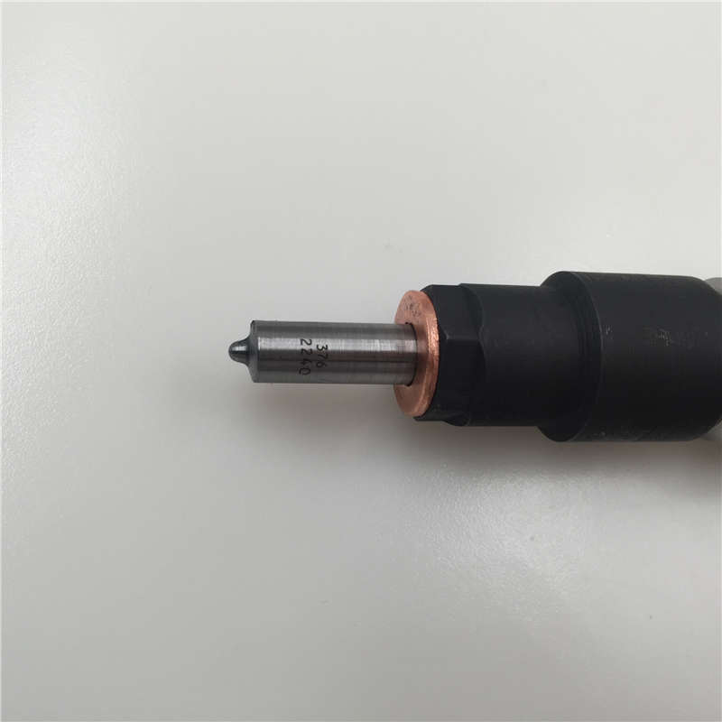 18 Years Factory fuel injector KBAL-P028 -
genuine and brand new common rail injector 0445120397 -Chengui detail pictures