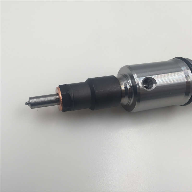 Factory source Hiace Hilux 2KD injector 295050-0540 -
Diesel engine fuel truck injectors 0445120501 -Chengui detail pictures