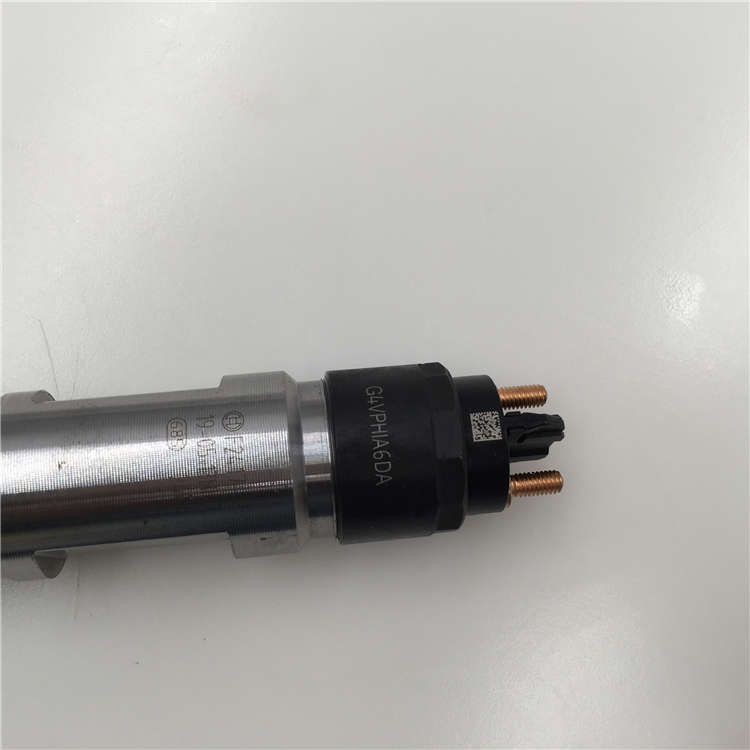 OEM China fuel injector nozzle DLLA155P135 -
Original Diesel Common Rail Fuel Injector 0445120061 For MAN Truck -Chengui detail pictures